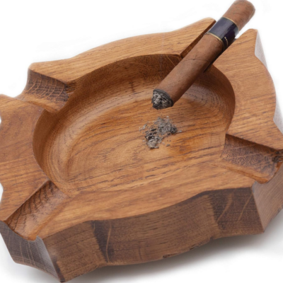 Cigar and Wood: elegance and tradition in every detail